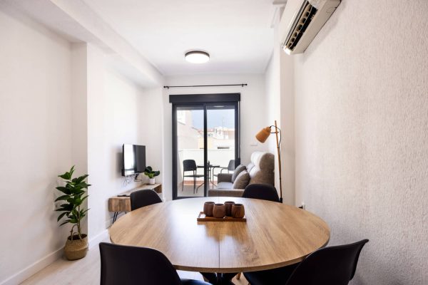 apartamentos turisticos torrevieja salon terraza